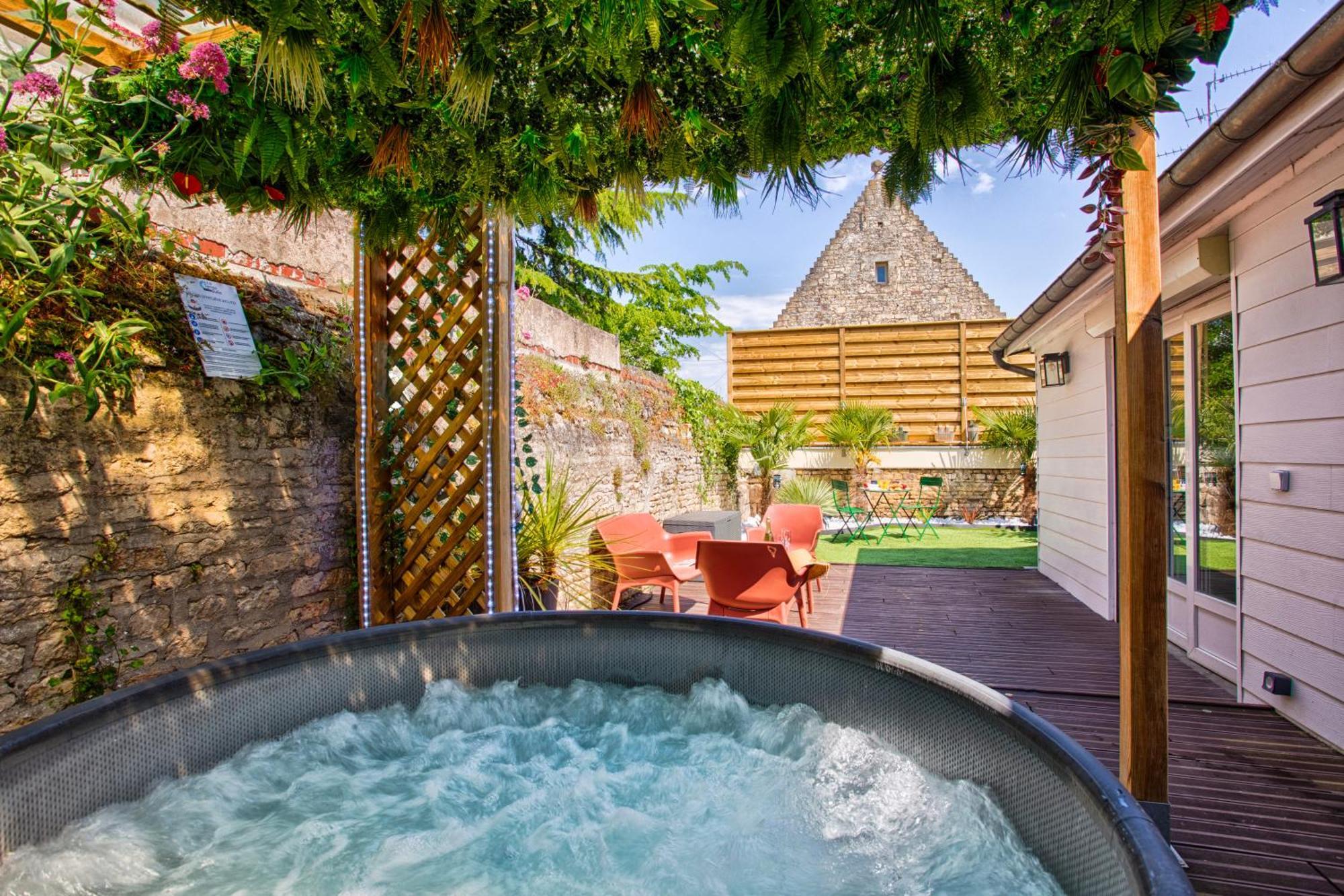 Appartement Privé Avec Jacuzzi Au Coeur De Caen