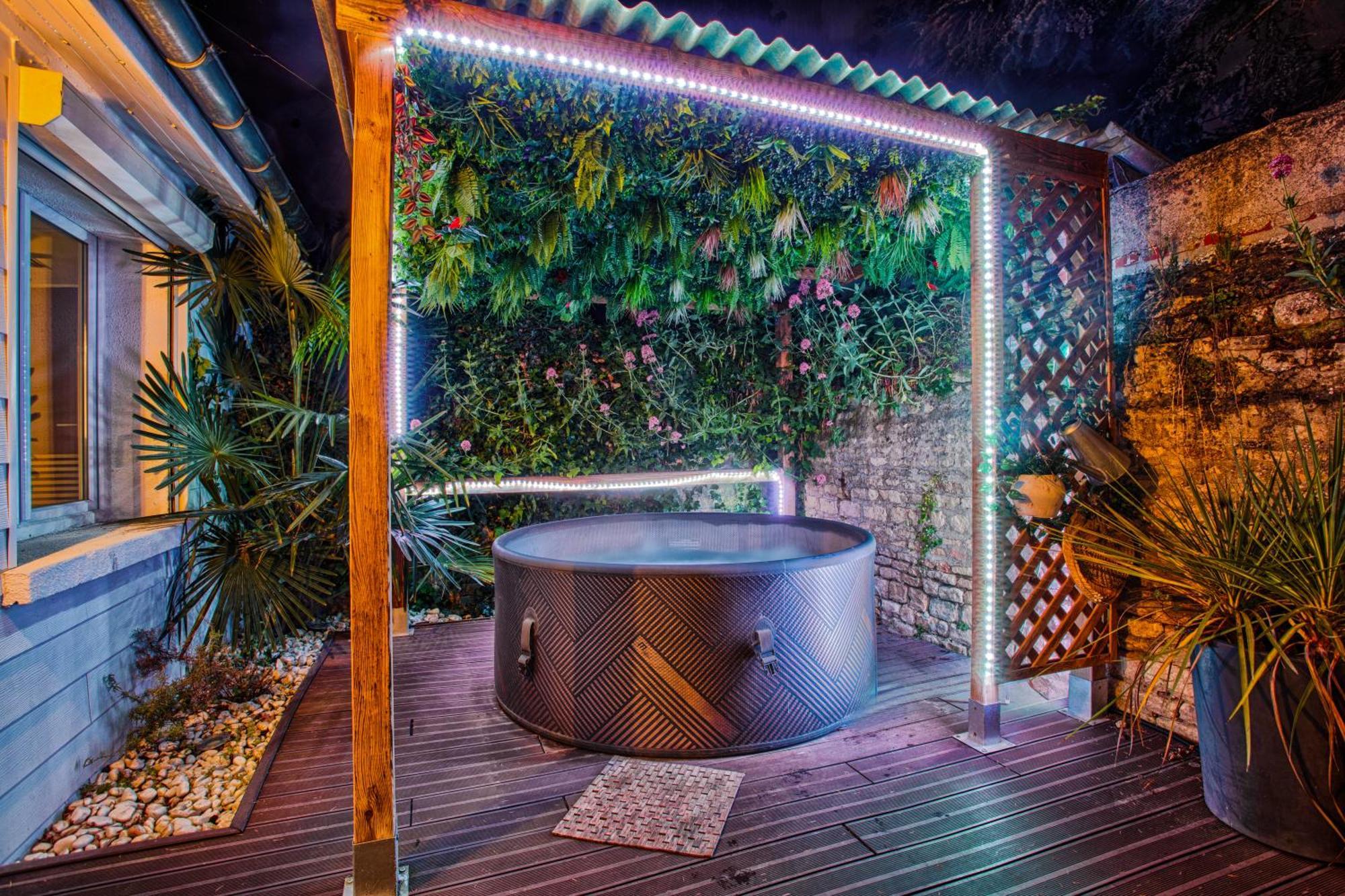 Privé Avec Jacuzzi Au Coeur De Caen